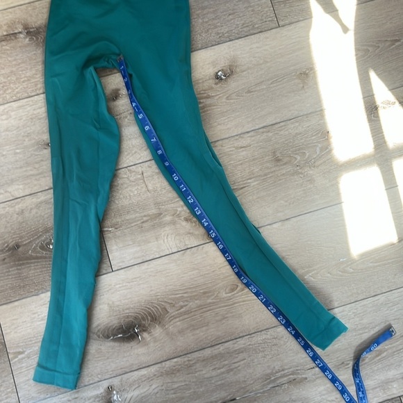 Lululemon Zone In Tight in Forage Teal - Picture 13 of 14